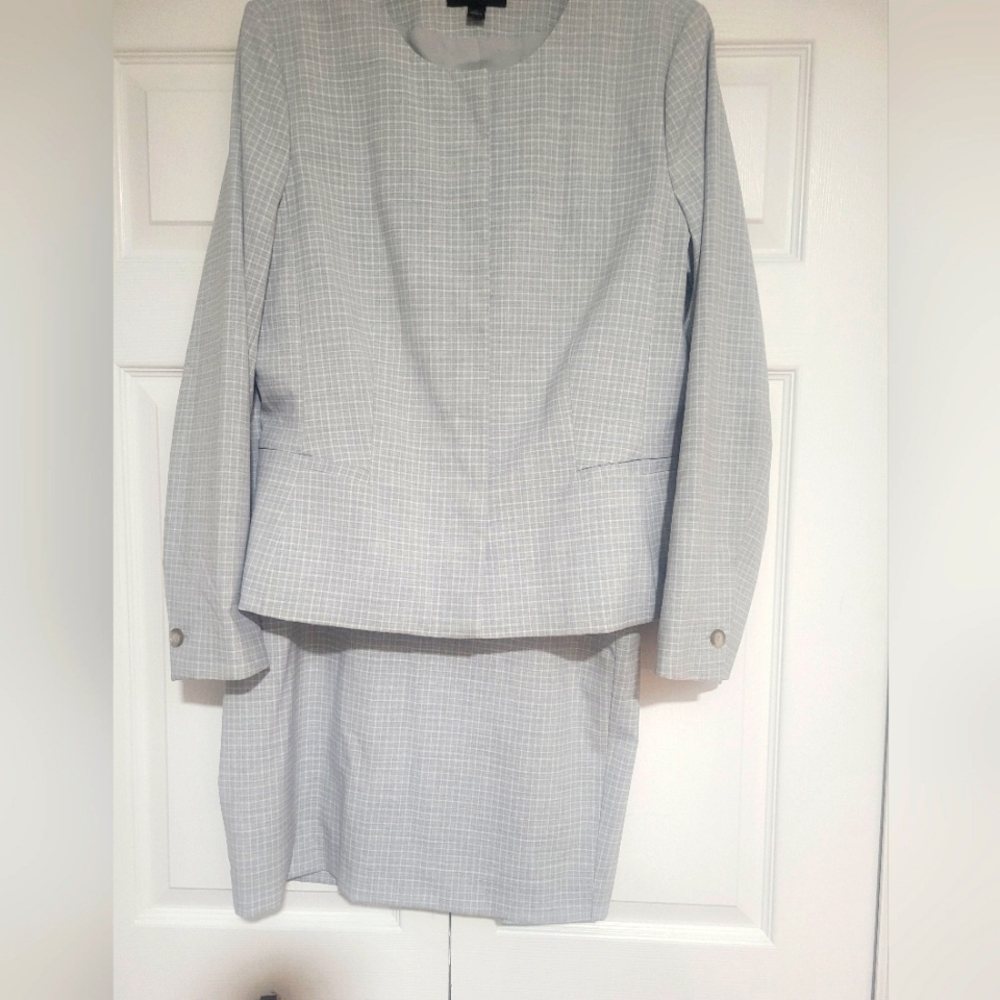 Gray Two Piece Skirt Suit Ann Taylor Size 12